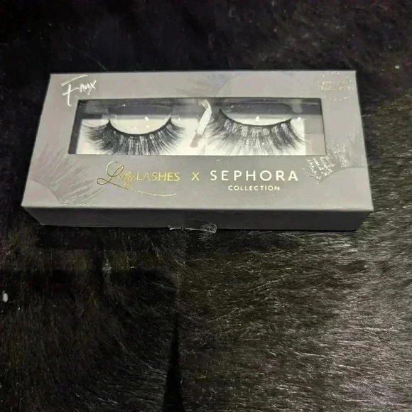Lily Lashes Faux Mink Lashes In Aka Moana +Under Eye Gel Pads - NEW - Picture 2 of 7